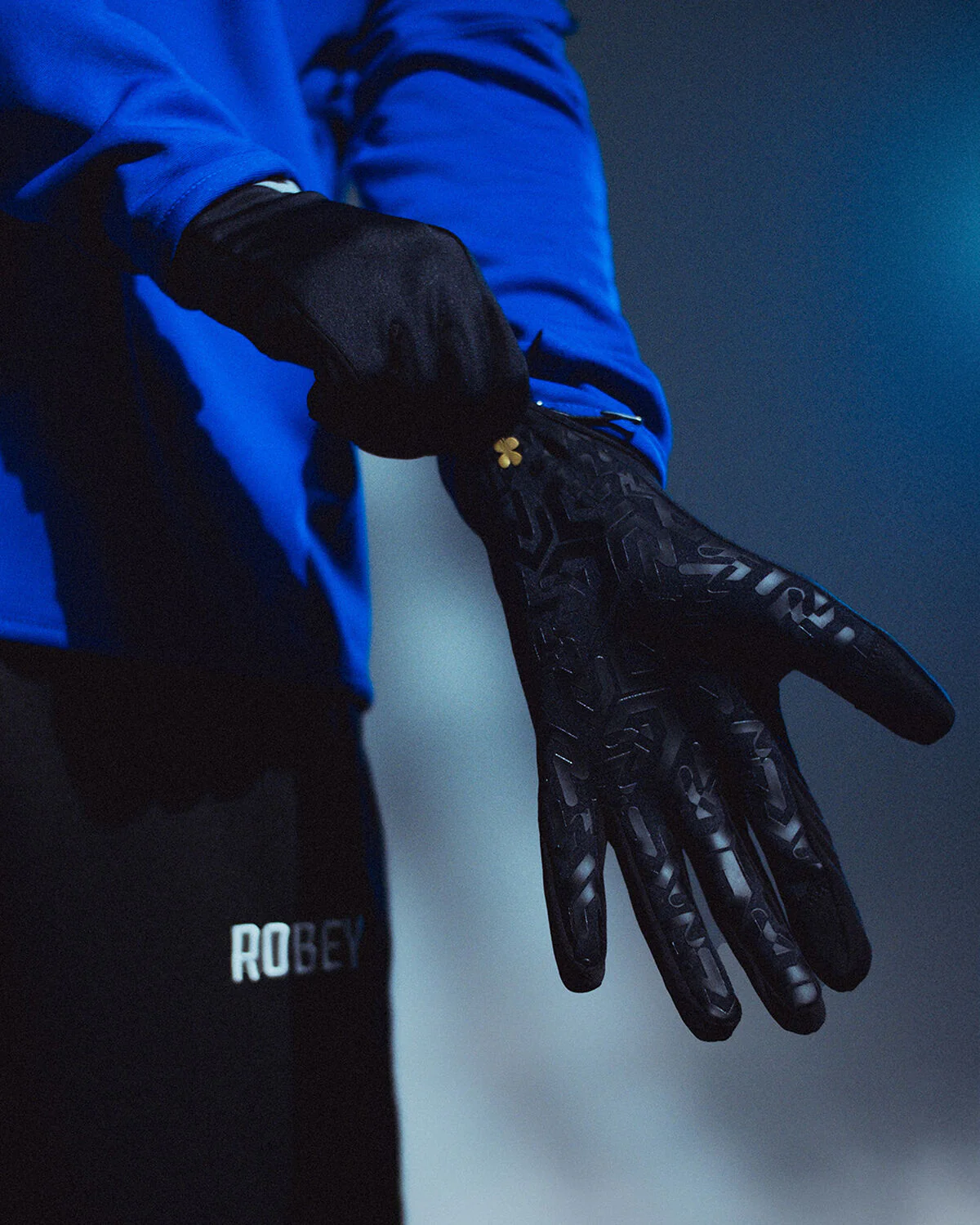 Gloves - Image 6